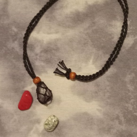 Macrame Interchangeable Stone Pouch Necklace - Picture 10 of 10